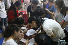 大热天齐聚洛江，孕妈妈咋辣么拼？？？