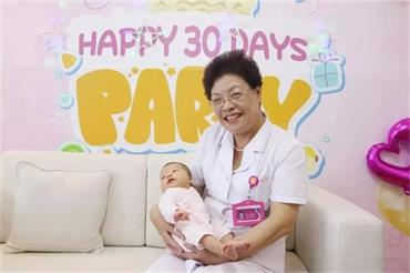 【人物】雷厉风行的妇产医院院长，管理和