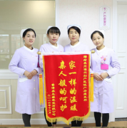 如果不是她跪地两小时 宝宝早就没奶吃