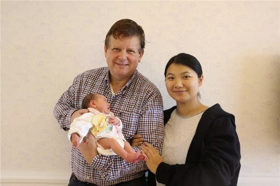 比利时家庭，两次被泉州这家医院吸引来生